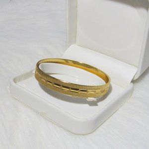 Monet | Vintage Signed Gold Bangle Bracelet